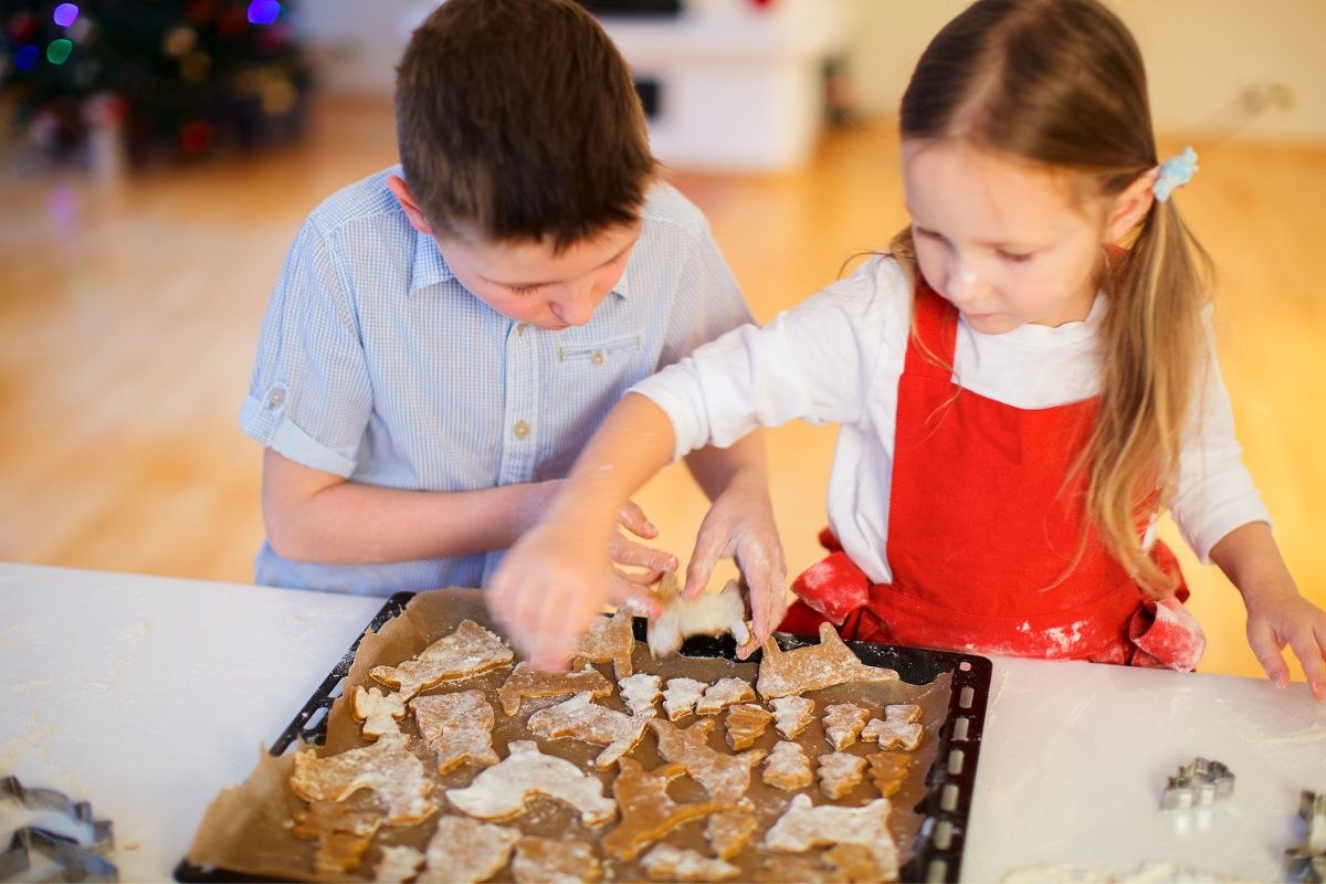 Protect Your Kids’ Teeth From Sugar Overload This Christmas