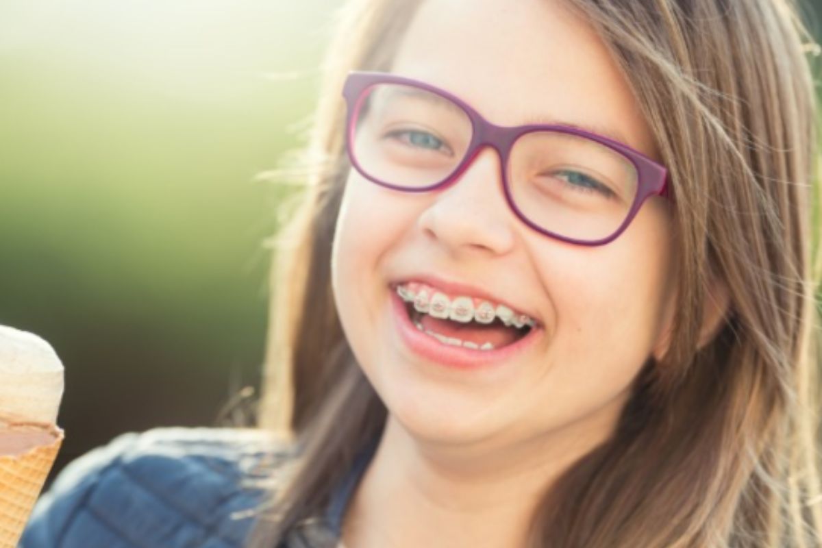 Featured image for “What are the benefits of early orthodontic evaluation for my child?”